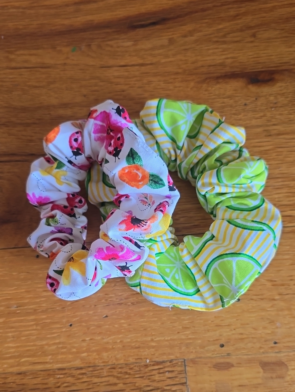 Handmade Fruit-Print Scrunchie Set - Pink & Green